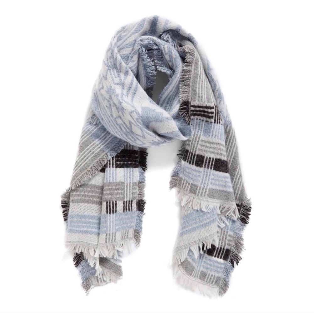 NWOT Plaid Blanket Scarf
